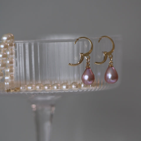 Cerceii cu perle potriviti – cum alegi modelul care iti pune trasaturile în valoare