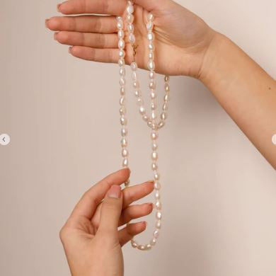 Îngrijirea bijuteriilor: Reguli simple pentru a proteja frumusețea pieselor tale pe termen lung