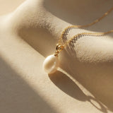 14K yellow gold pendant with natural white cultured pearl 8 – 9 mm Amira