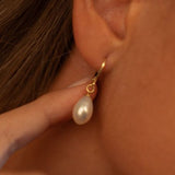Cercei din aur 14K cu perle de cultură albe 8–8,5 mm — Joséphine