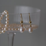 Cercei din aur 14K cu perle de cultură albe 8–8,5 mm în formă lacrimă — Elisabeth