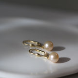 Cercei din aur 14K cu perle de cultură roz 8–8,5 inch — Theresa