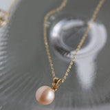 Pandantiv din aur 14K cu perlă naturală roz 7.5–8 mm Elysia