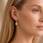 cercei perle naturale roz 8-9mm tortita aur 14k lifestyle - theresa - royal pearls