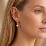 cercei perle naturale roz 8-9mm tortita aur 14k lifestyle - theresa - royal pearls