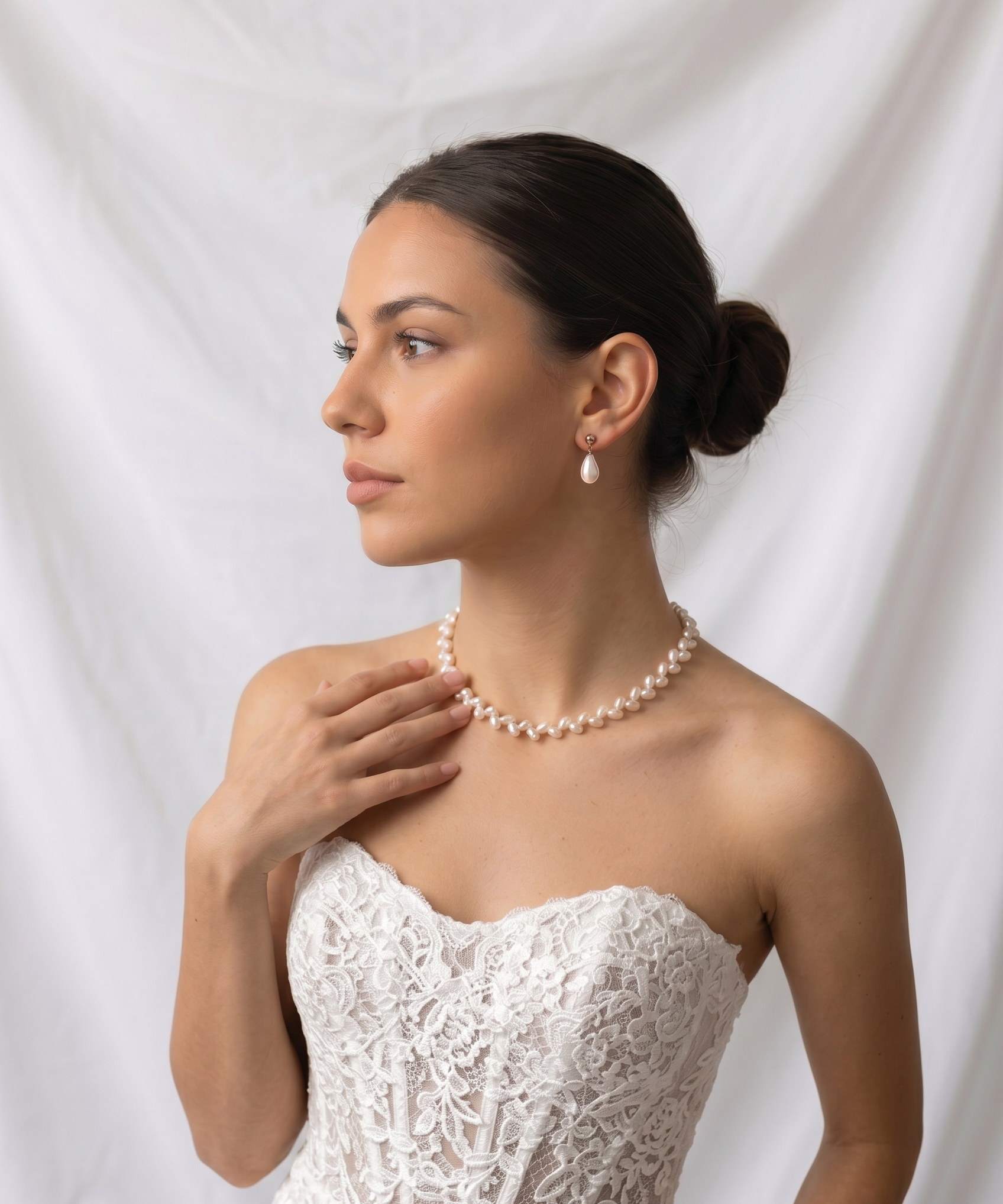 colier perle naturale albe ovale AAA aur 14k detaliu - eternal - royal pearls