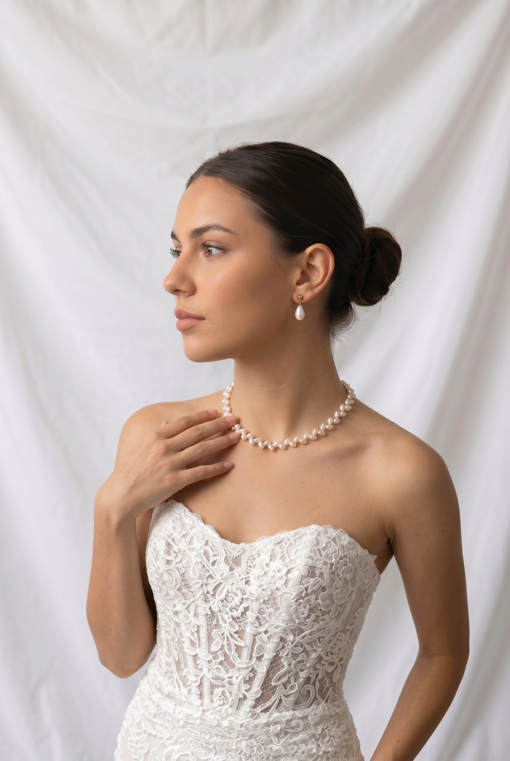 colier perle naturale albe ovale AAA aur 14k detaliu - eternal - royal pearls