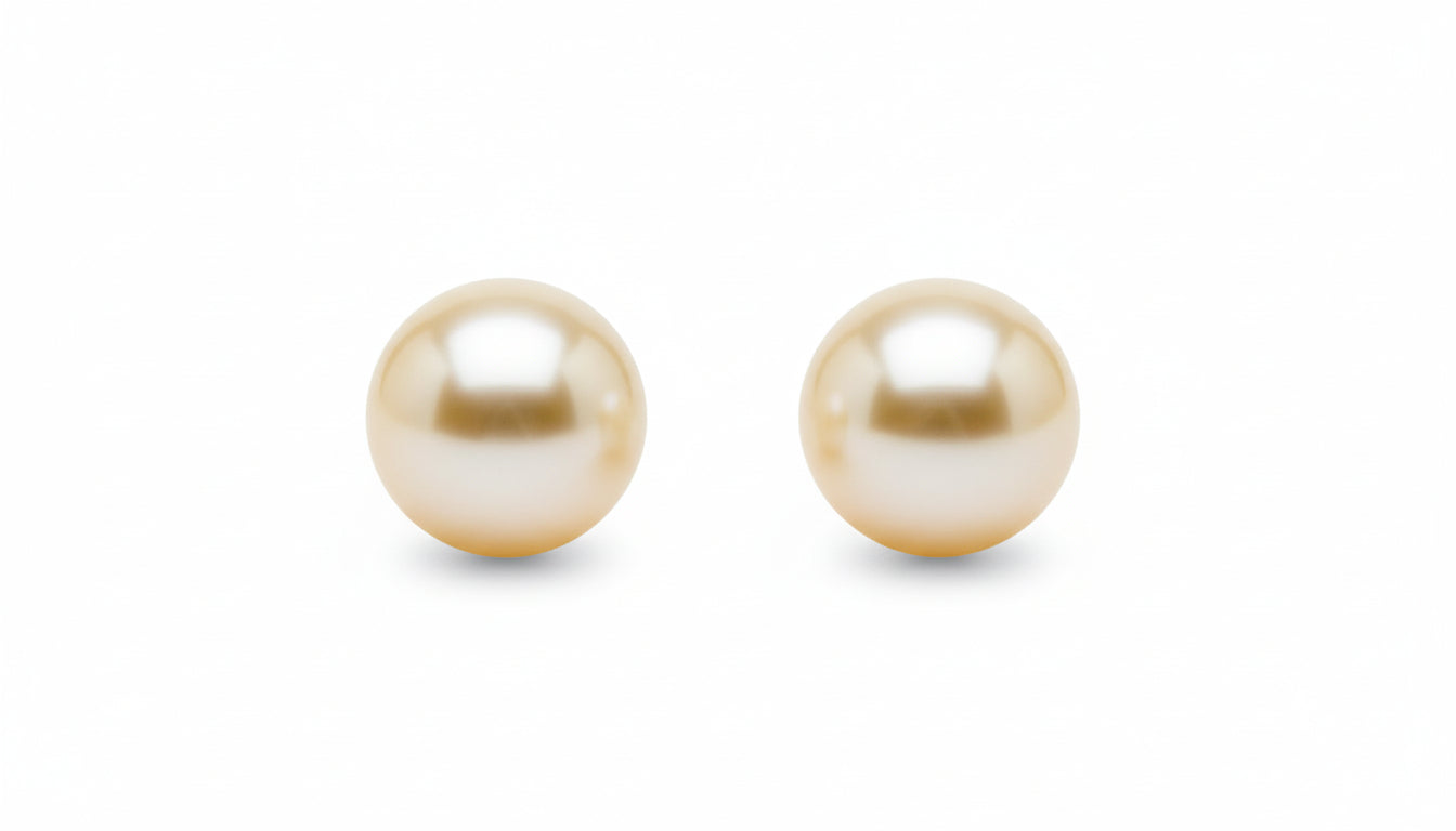 Cercei stud din aur galben 14K cu perle naturale de cultură champagne, 8,5–9 mm