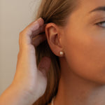 cercei_cu_perla_de_cultura_alba_si_aur_14k