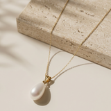 colier perle naturale albe lacrima 8-9mm aur 14k prezentare - amira - royal pearls