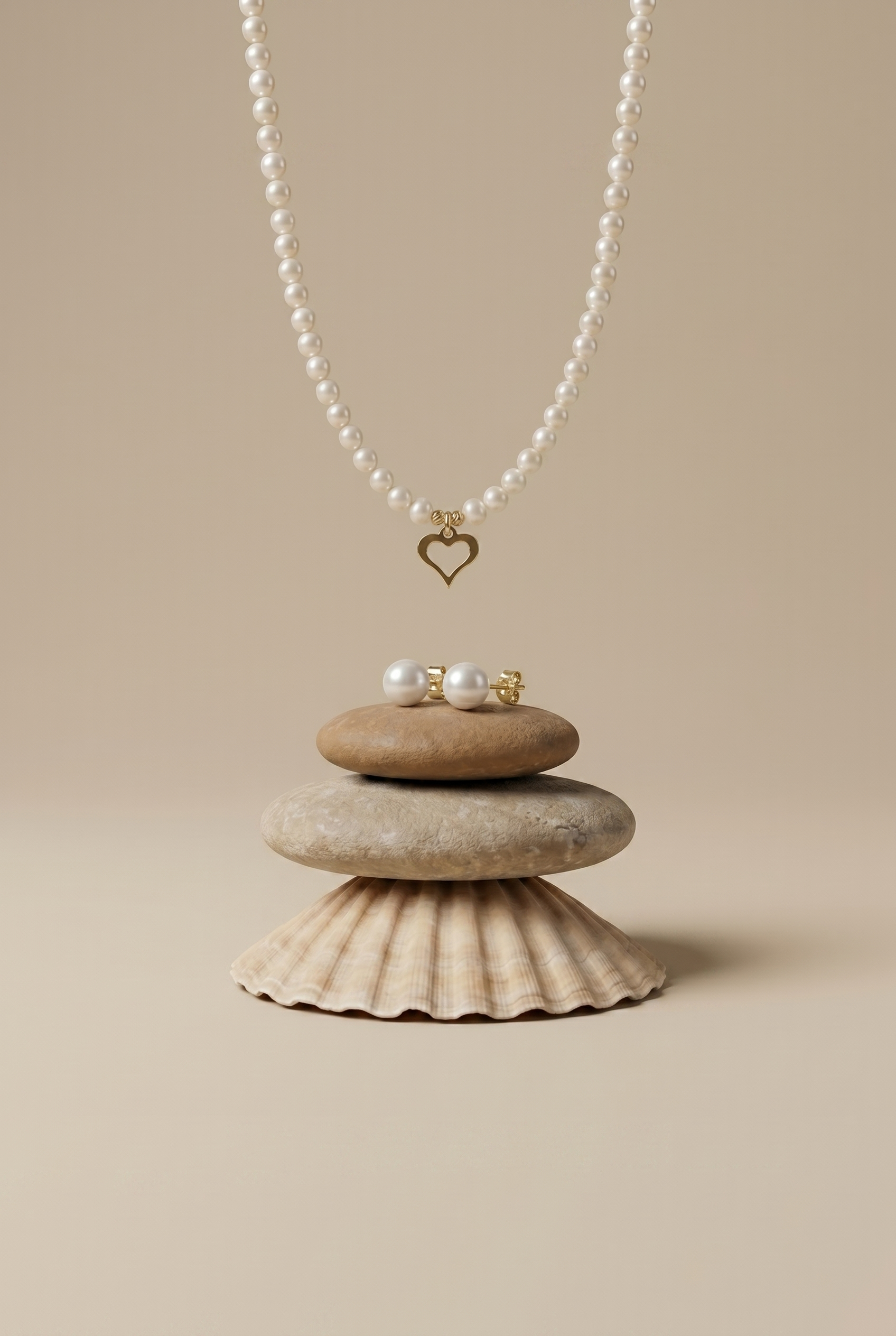 colier perle naturale albe 4-5mm inima aur 14k detaliu - amour pearl - royal pearls