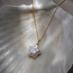 Colier Aur 14K cu Perlă Naturală Keshi — Stella detaliu - colier perle naturale aur 14K - Royal Pearls
