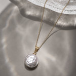 Pandantiv Aur 14K cu Perlă Naturală Albă Keshi — Alba detaliu - pandantiv perla naturala aur 14K - Royal Pearls