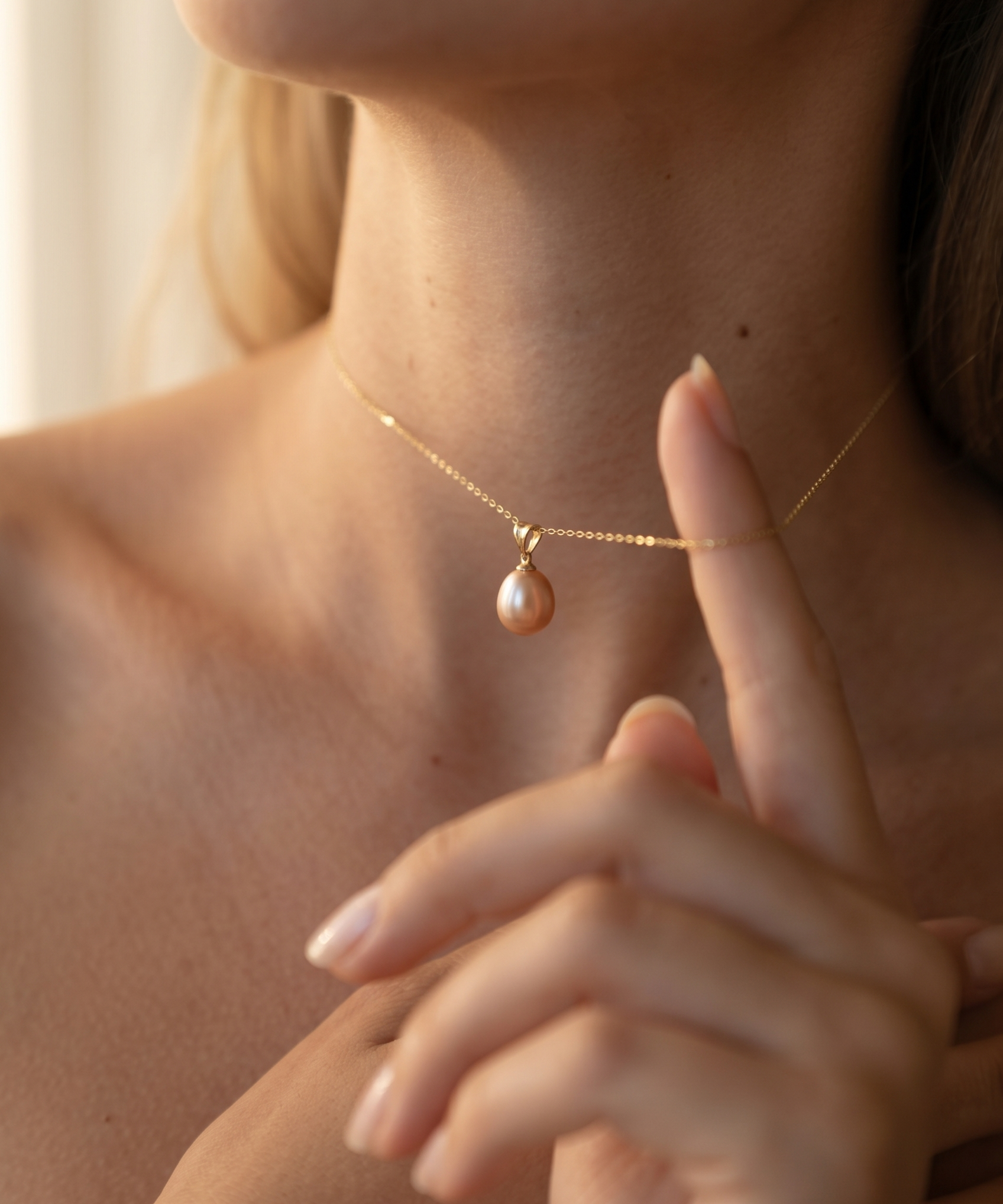 Pandantiv Aur 14K cu Perlă Naturală Roz Lacrimă 8-9mm — Lira