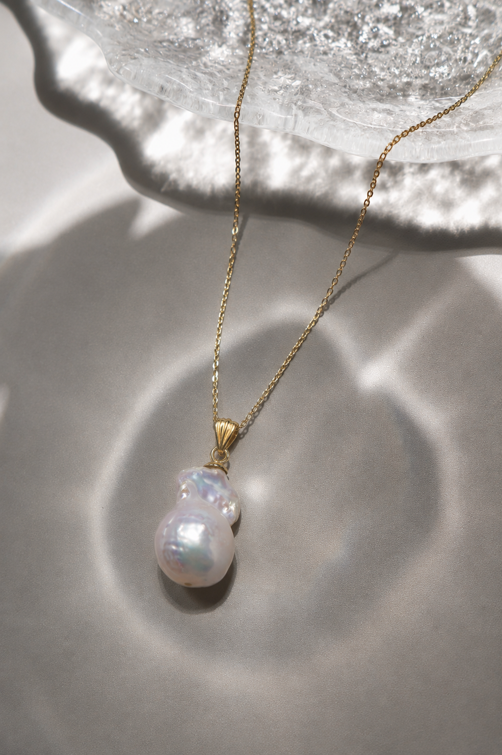 Colier Aur 14K cu Perlă Naturală Baroc — Victoria detaliu - colier perle naturale aur 14K - Royal Pearls
