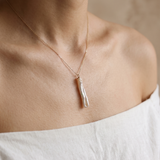 Pandantiv Aur 14K cu Perlă Naturală Albă Keshi — Noelle