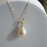 Pandantiv din aur 14K cu perlă naturală albă 9–9.5 mm Celeste