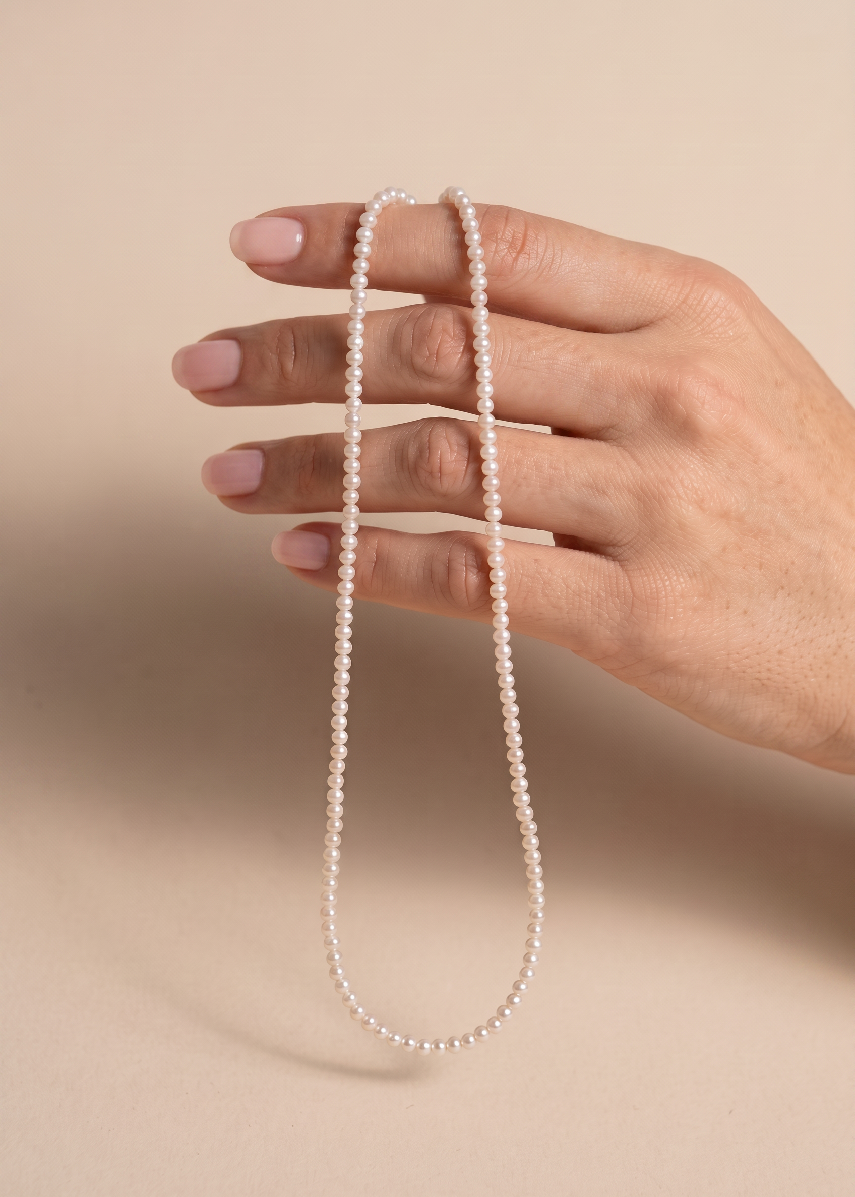 Colier Aur 14K cu Perle Naturale Albe 3mm AAA — Petite Pearl detaliu - colier perle naturale aur 14K - Royal Pearls