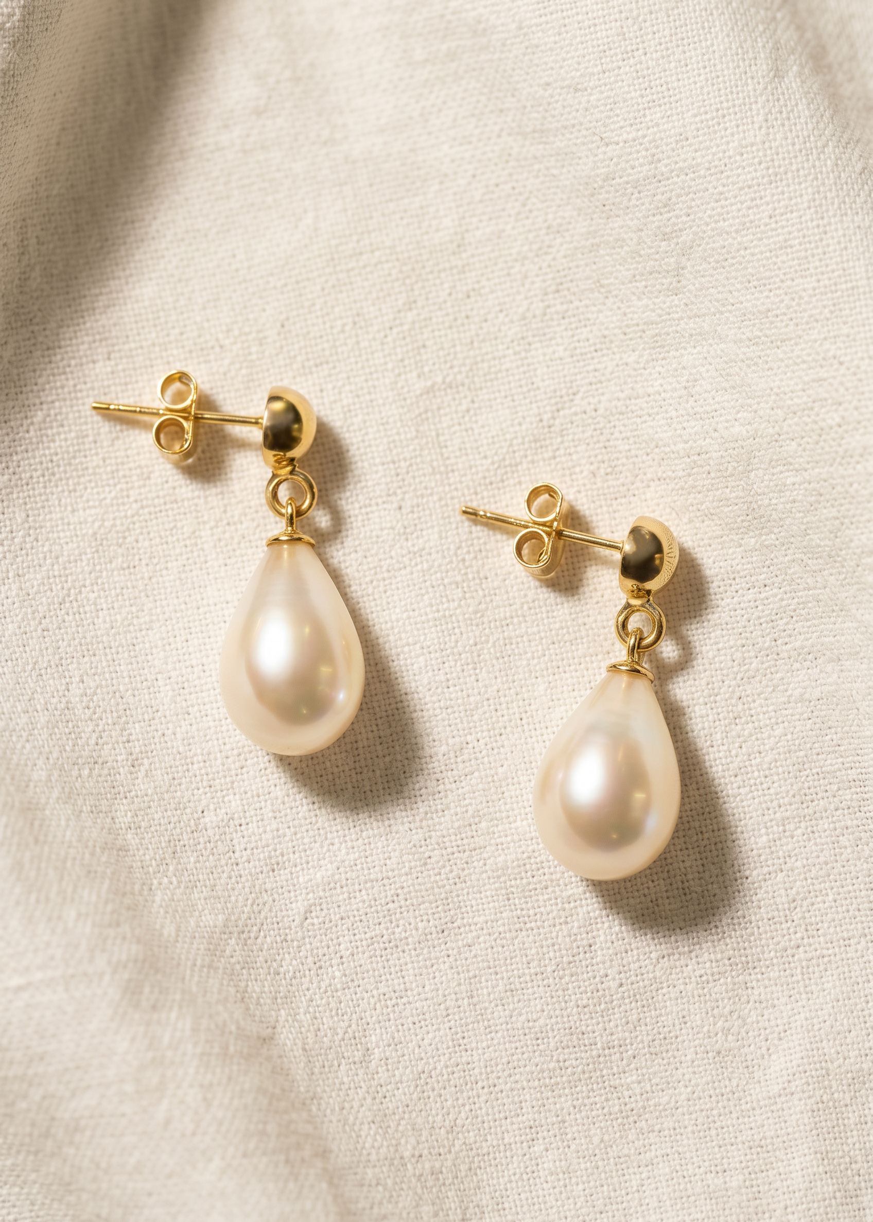 Cercei Aur 14K cu Perle Naturale Albe Lacrima 8-9mm Tija — Lady Di - cercei perle naturale aur 14K - Royal Pearls