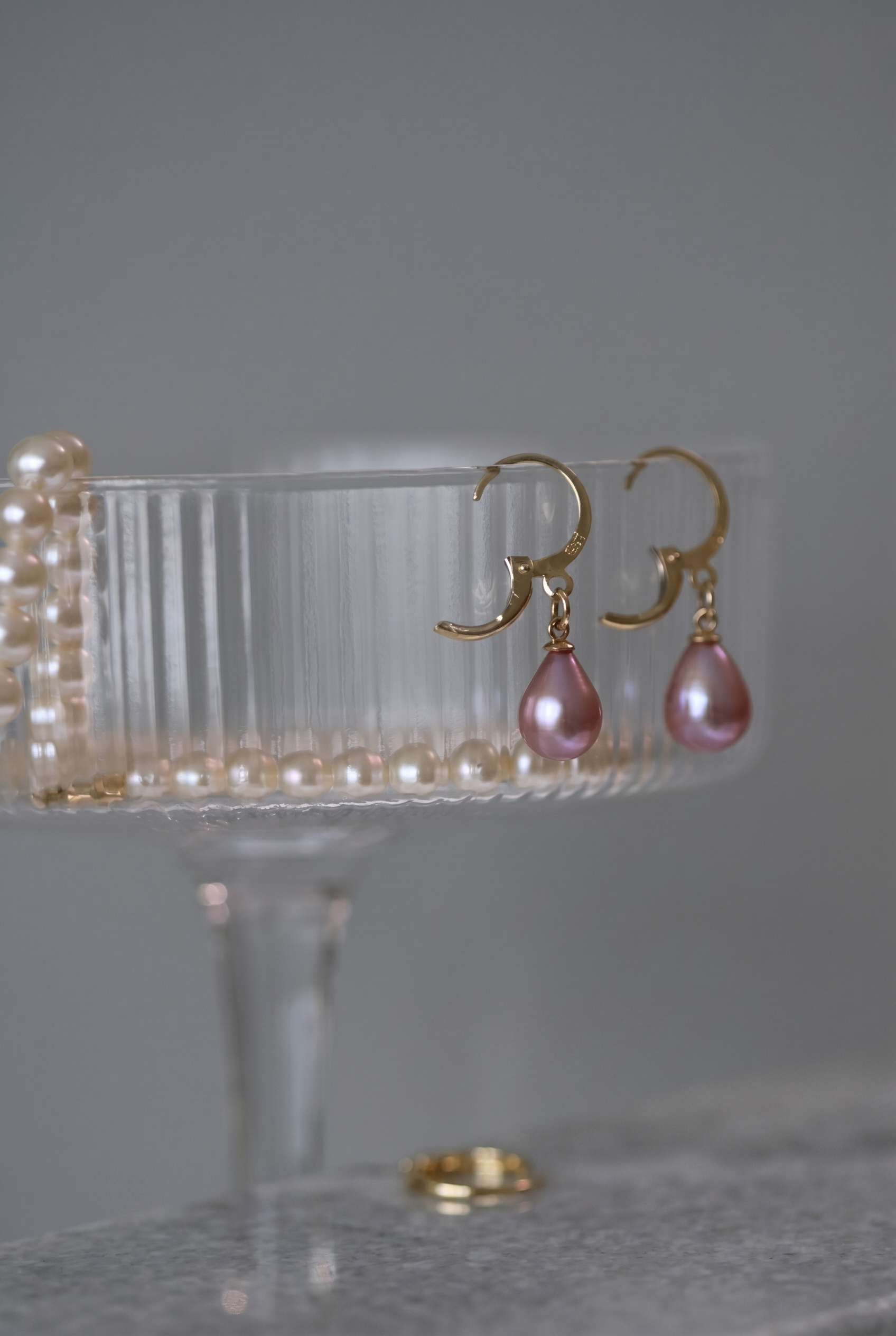 cercei perle naturale mov lacrima 8-9mm aur 14k prezentare - sophie - royal pearls