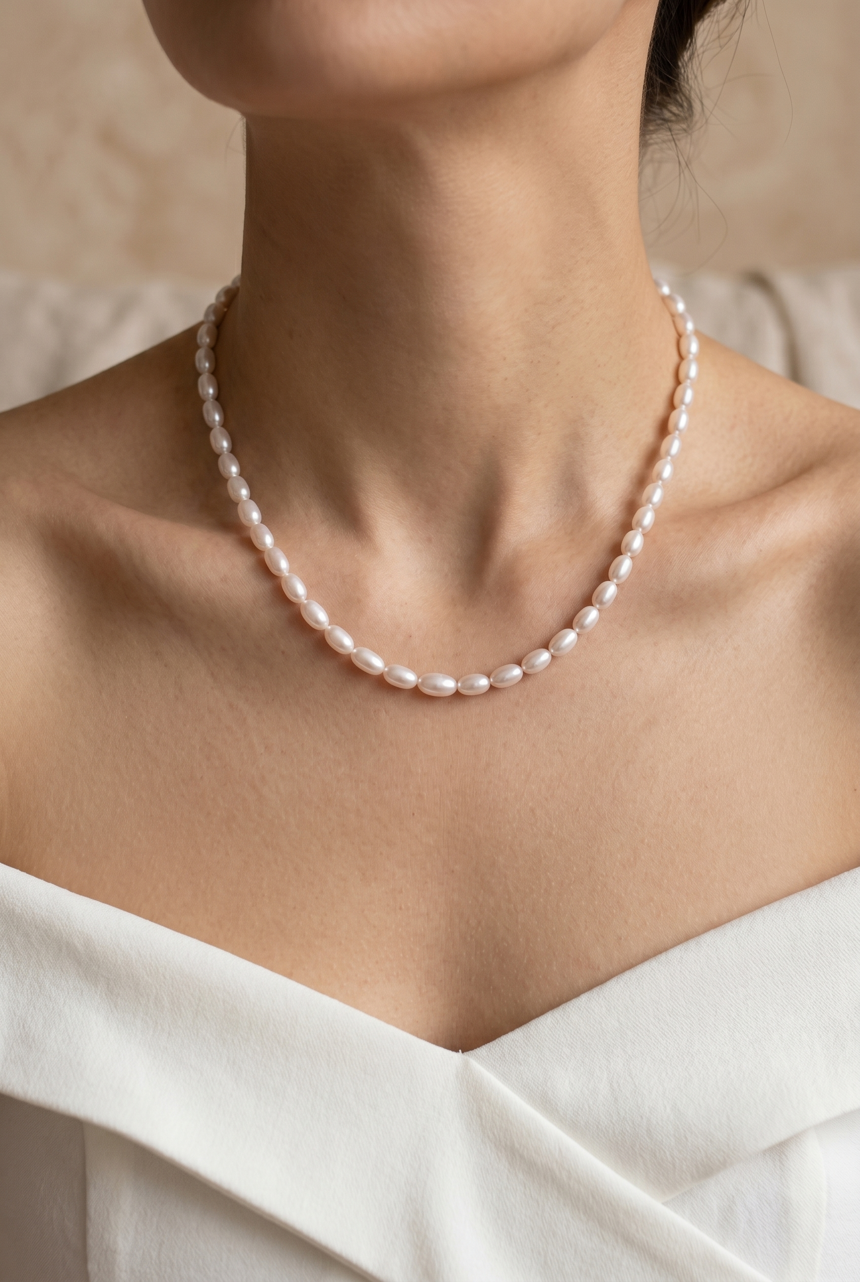 colier perle naturale albe ovale 5-6mm aur 14k detaliu - luna - royal pearls