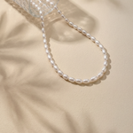 colier perle naturale albe ovale 5-6mm aur 14k prezentare - luna - royal pearls